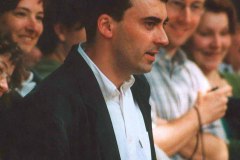 2001_06_MF