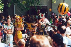 2001_18_AM