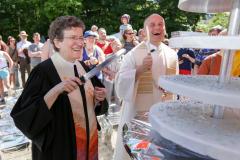 Tortenanschnitt_Strassenfest-2016cSebastian-Gündel